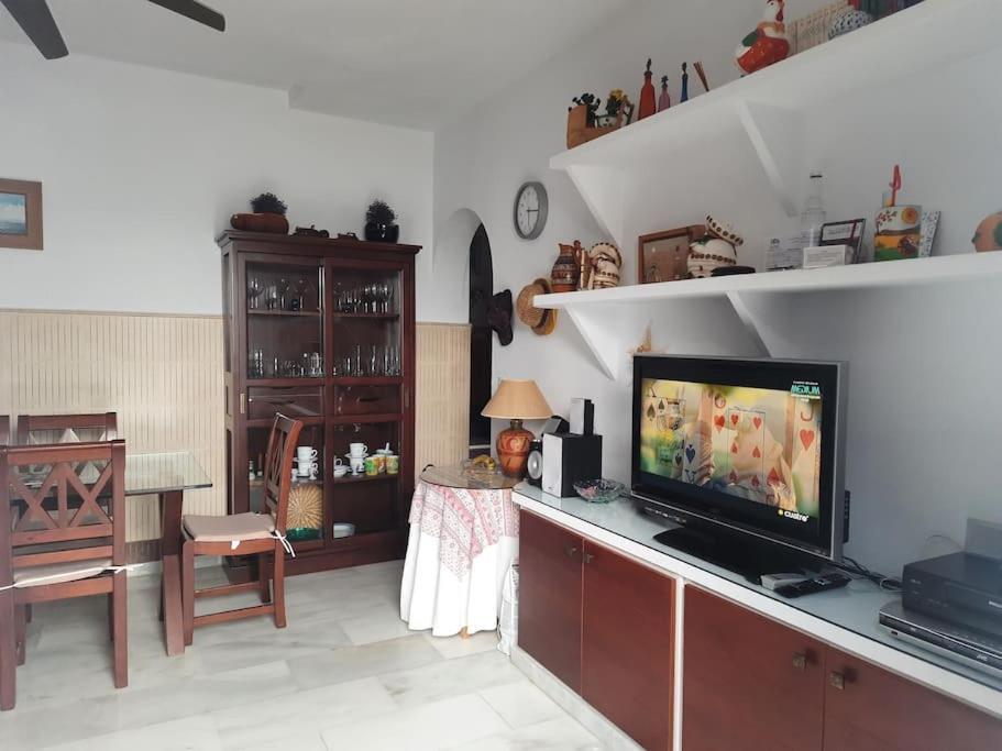 Amplio Apartamento En La Barrosa Novo Sancti Petri Luaran gambar